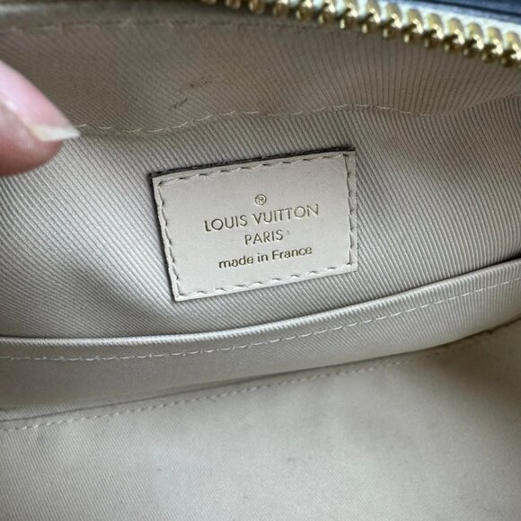 Louis Vuitton Saintonage Monogram Crossbody Bag 899-030725 - Picture 15 of 16